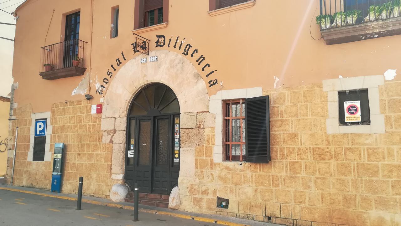 Hostal Restaurante La Diligencia Cunit Extérieur photo