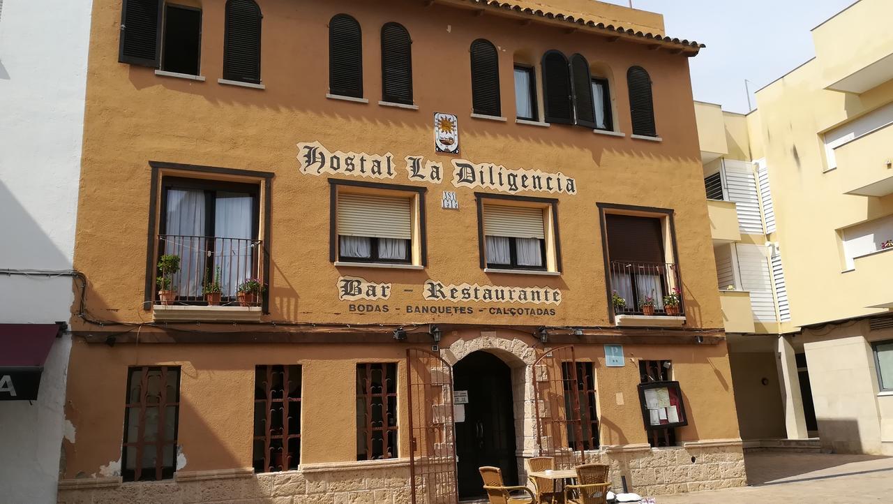 Hostal Restaurante La Diligencia Cunit Extérieur photo