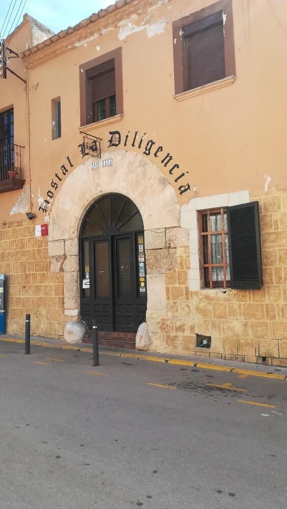 Hostal Restaurante La Diligencia Cunit Extérieur photo